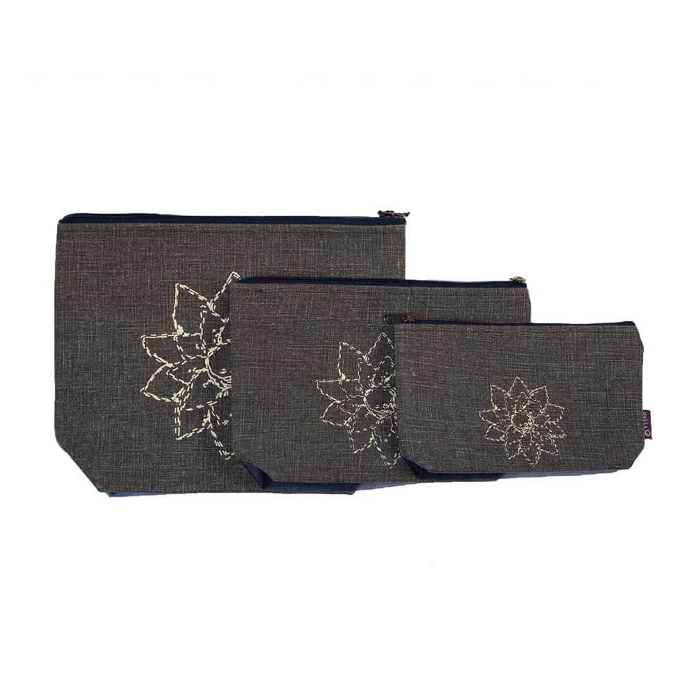 Della Q Linen and Mesh Pouch Set