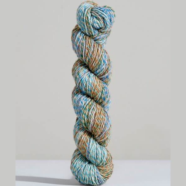 Urth Yarns Spiral Grain Light Worsted